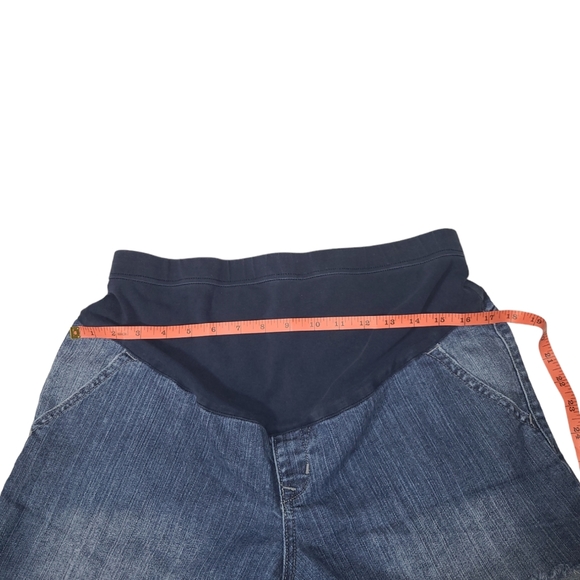 OLD NAVY MATERNITY SHORTS WOMENS 10 BLUE DENIM RAW HEM BELLY WAISTBAND - Picture 4 of 11